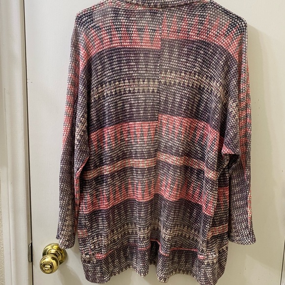 Cardigan - Picture 2 of 4